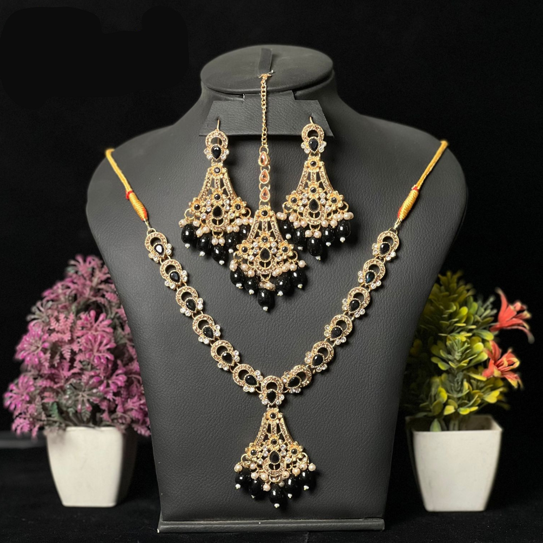 "Royal Elegance Jewelry Set"